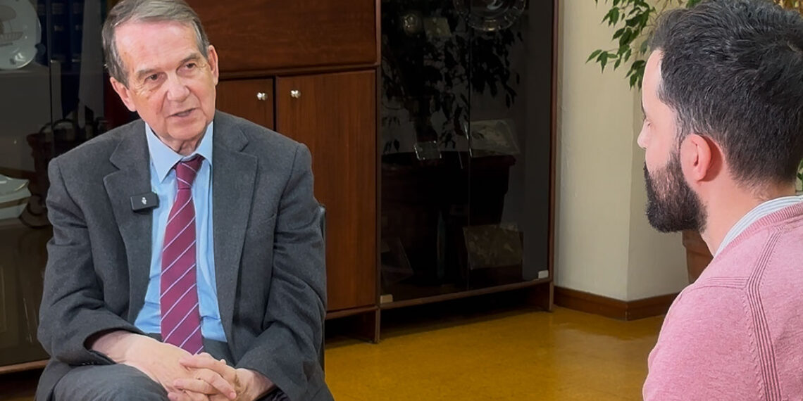 Entrevista a Abel Caballero: "Tenemos un plan de alquiler en Vigo y creemos que puede funcionar"