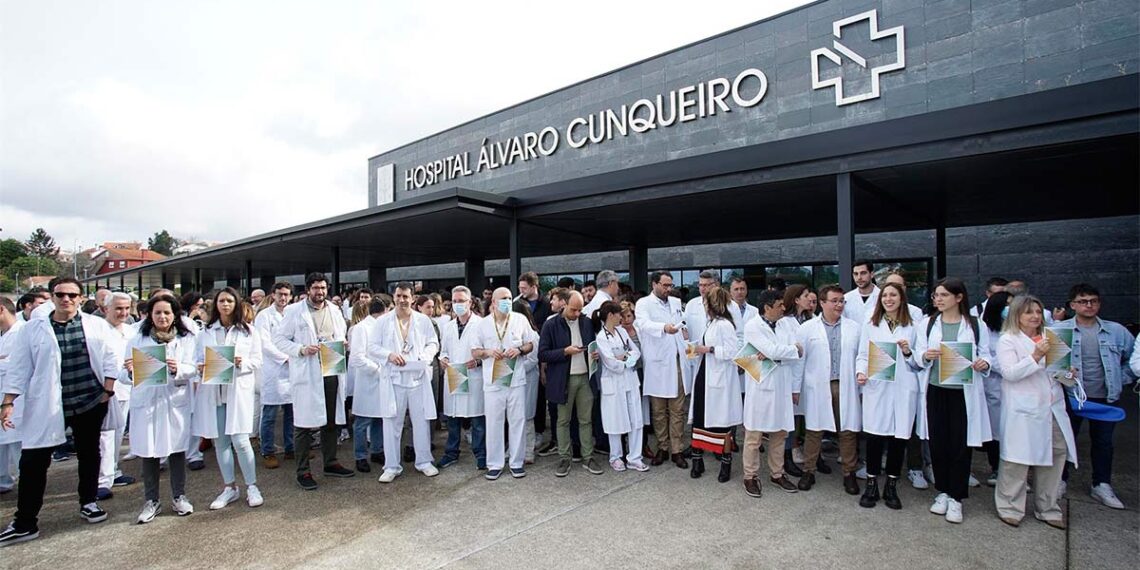 Rechazo total de los médicos a los servicios mínimos que propone la Xunta en Atención Primaria