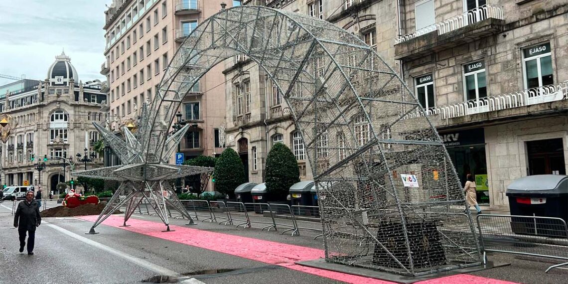 Vigo amplía los cortes de tráfico para montar los grandes elementos de la Navidad