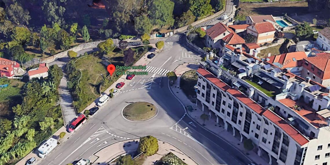 El parque de Vigo en el entorno de Castrelos "desaparecido bajo la maleza"