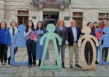 Redondela inicia su programa del 25N con una Escola de Familias para "prevenir desde el hogar"