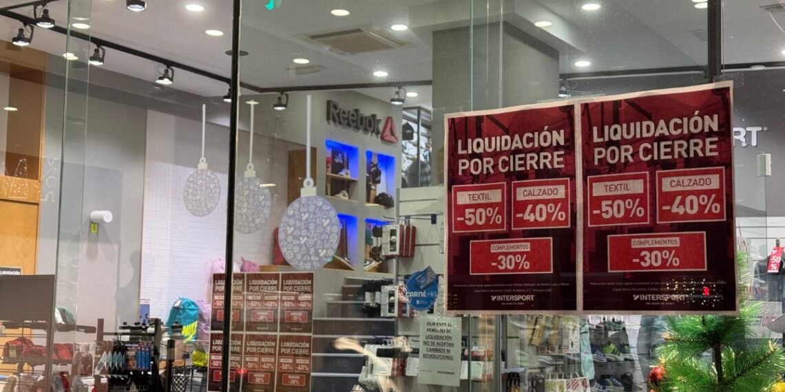 Vigo dice adiós a una de las grandes tiendas deportivas con una liquidación por el cierre en toda España