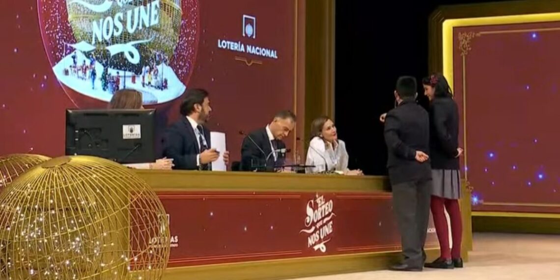 78477, un cuarto premio de la Lotería de Navidad muy repartido