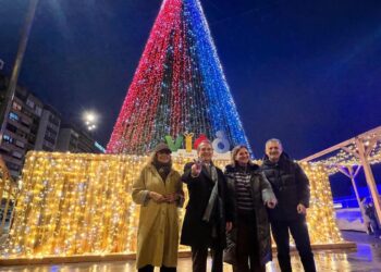 Vigo suma un nuevo encendido en su Navidad, el árbol del Vialia on Ice: "Vamos a ganarle al Rockefeller"