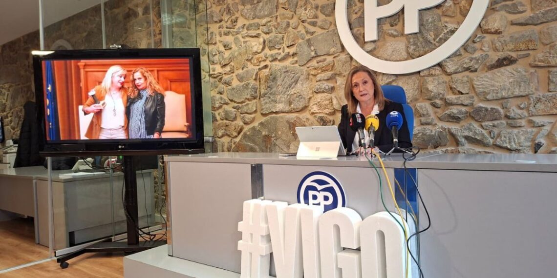 El PP pone el foco en las fotos de Leire Díez en Vigo y exige "explicaciones" a Caballero y Carmela Silva