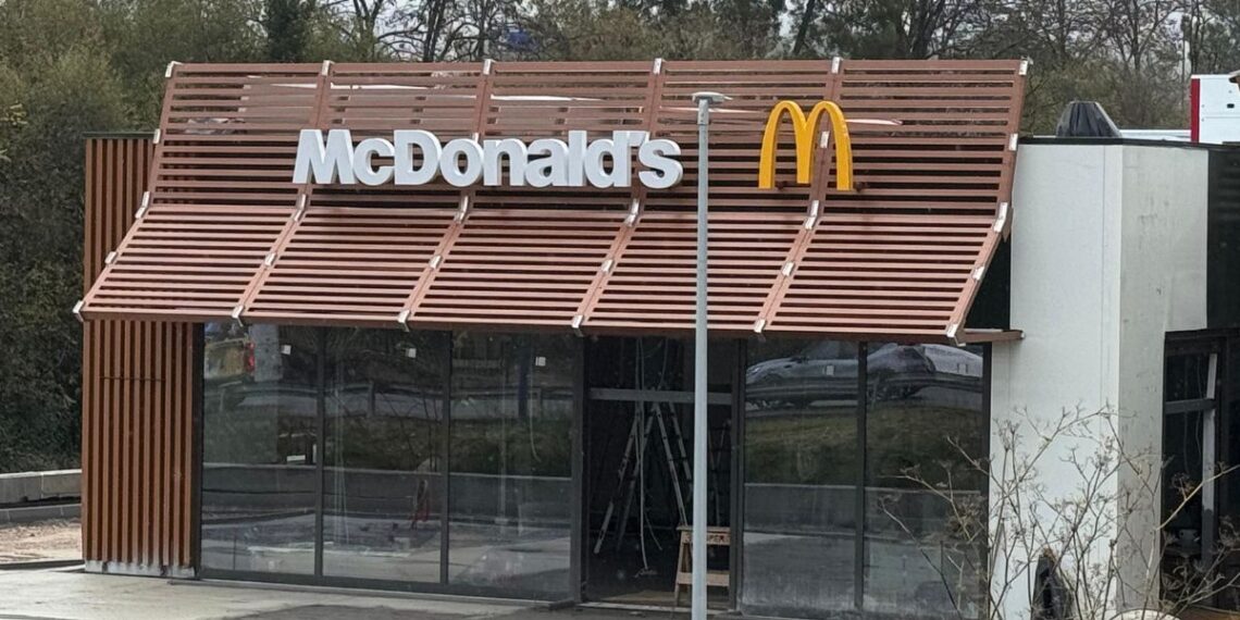 El área de Vigo suma otro McDonald’s con la inauguración oficial del nuevo local de Mos