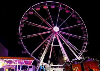 Así es la "mayor noria" de la Navidad de Portugal, a una hora de Vigo y más barata