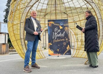 Ponteareas propone una Navidad con Mercado, música, Papanoelada y fiestón