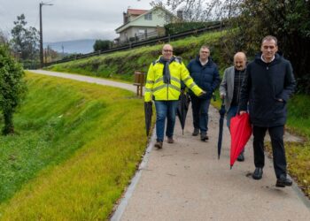Tui mejora la senda fluvial del Caselas y pone en valor su patrimonio restaurando dos molinos