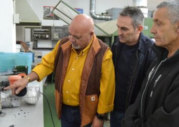 Investigadores de UVigo desarrollan un "biocarbón" para reducir emisiones en las explotaciones ganaderas