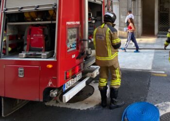 Herida una vecina de Vigo tras un incendio originado por un hornillo de gas