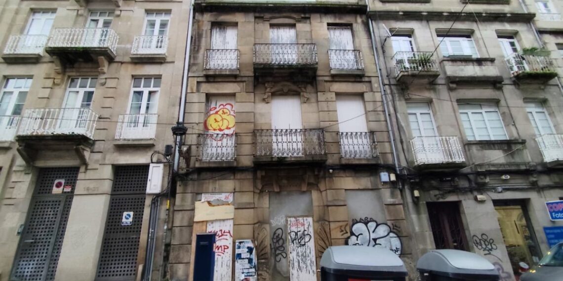 Un histórico edificio en venta en el centro de Vigo se suma al boom rehabilitador en el centro