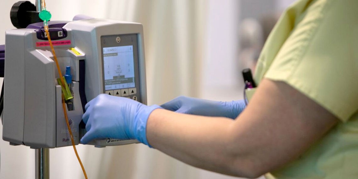 Galicia destinará 110 millones en medicamentos de la 'revolucionaria' inmunoterapia contra el cáncer