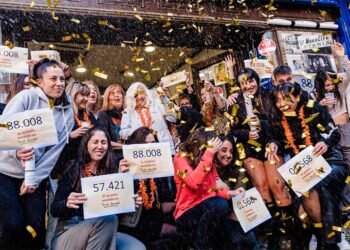 El sorteo de la Lotería de Navidad 2025 reparte 2.772 millones de euros en premios, 70 millones más