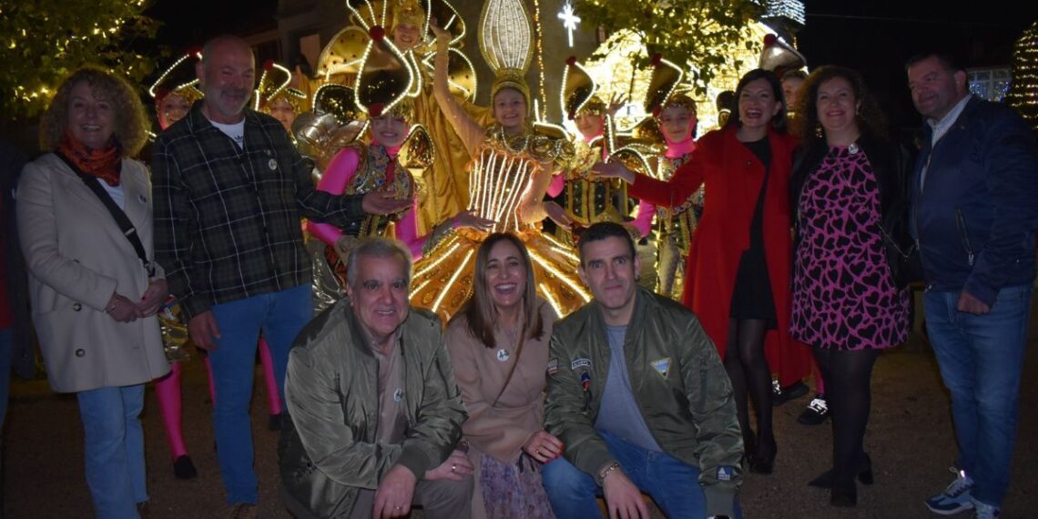 Rondallas Fest, Papanoelada Motera y dos belenes en la Navidad de Mos