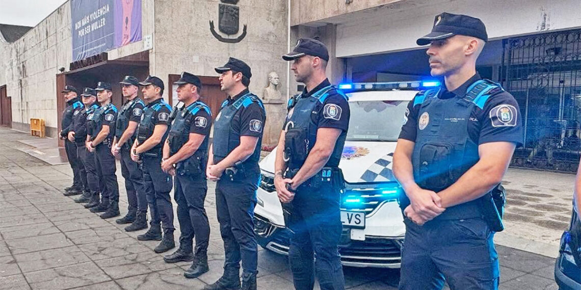 Exhibiciones, visitas guiadas y muestra de vehículos, la Policía Local de Vigo abre sus puertas