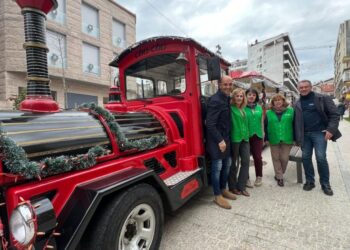 Arrancan las rutas del Tren de la Navidad para descubrir la iluminación de O Porriño