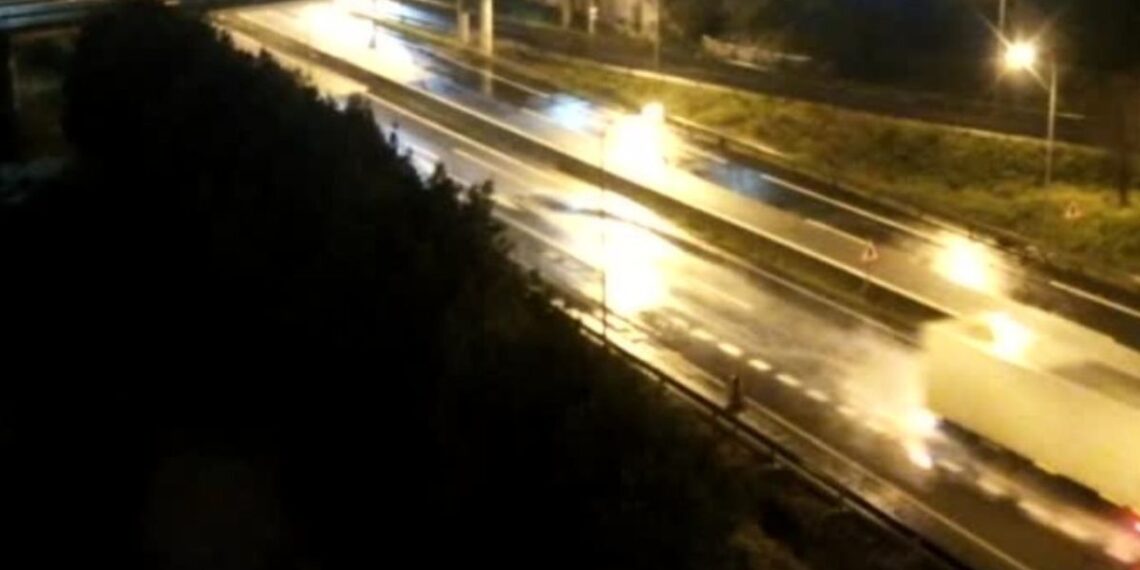 Cortados dos carriles de la AP-9 en Pontevedra tras un accidente múltiple