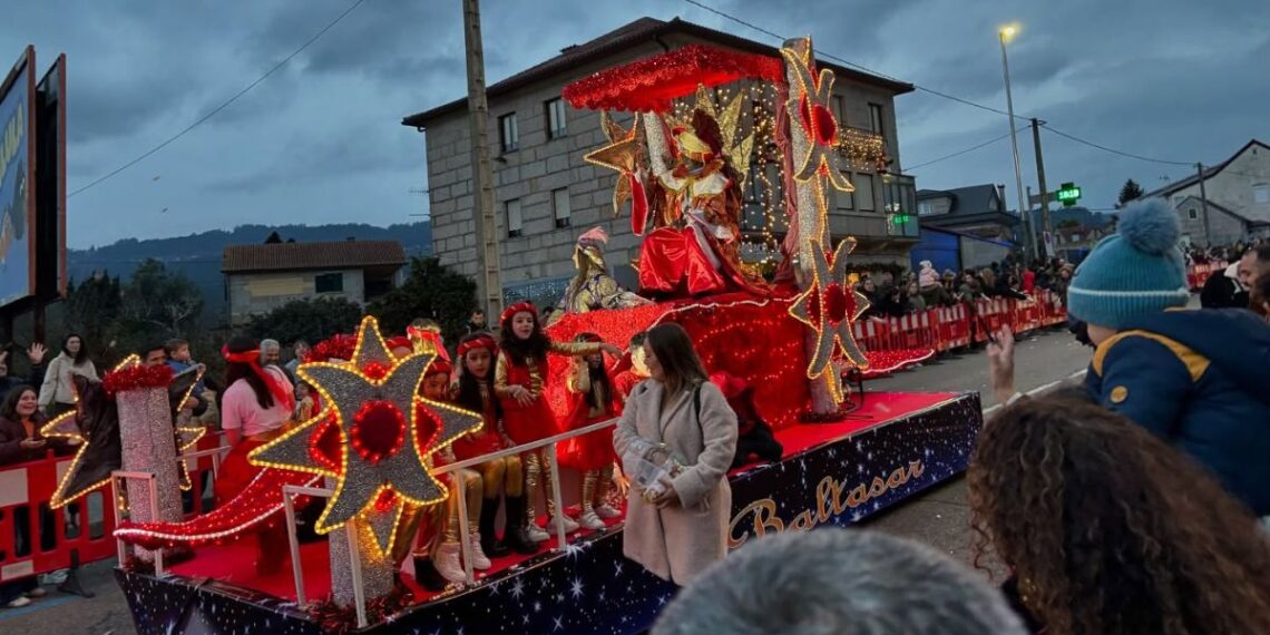 Mos repartirá 11.000 euros en premios en una Cabalgata de Reyes "máis participativa"