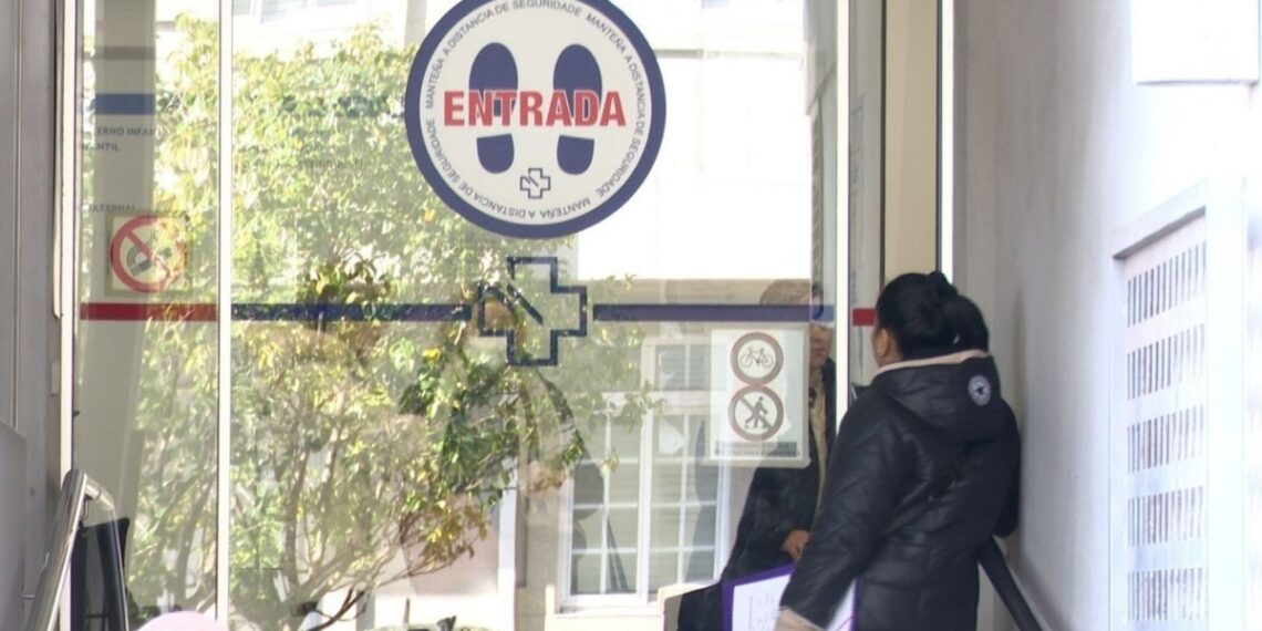 El sindicato cifra en un 70% el seguimiento de la huelga de médicos en Galicia y Sanidade en el 20%