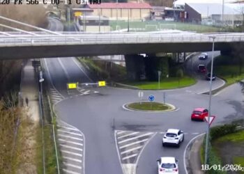 Cortada una de las principales carreteras de Galicia, siguen las protestas de los tractoristas en la N-120