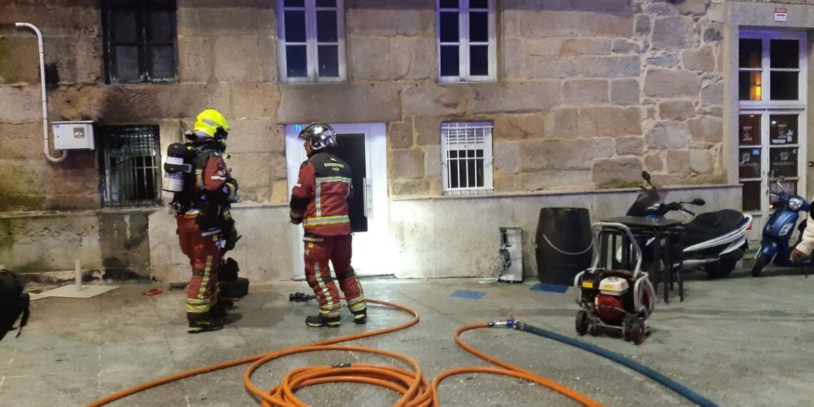 Se incendia, por segunda vez, un local del Casco Vello de Vigo