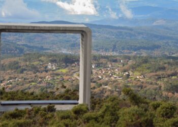 El área de Vigo suma un nuevo mirador que ofrece "una ventana abierta" a un idílico paisaje