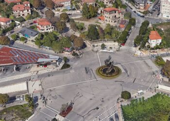 Nuevo paso en la futura Plaza España de Vigo, avanza la semipeatonalización y se elimina la gasolinera