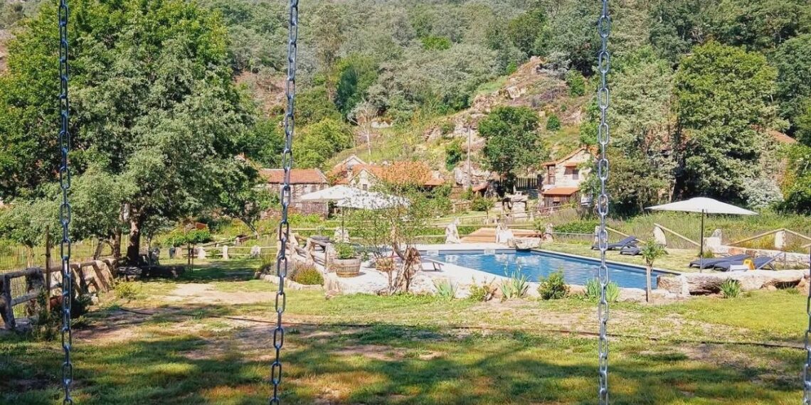 De aldea abandonada a alojamientos de relax entre cascadas y senderos en el norte de Portugal