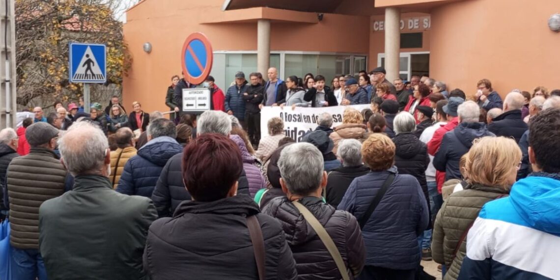 Concellos del área de Vigo se suman a las protestas en defensa de la sanidad pública