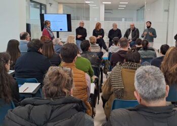 Redondela informa a asociaciones, empresas y autónomos sobre fondos europeos