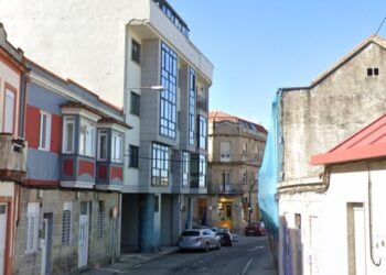 Vigo cierra al tráfico por precaución una de las principales vías del barrio de Teis