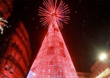 Revive el directo de la ceremonia de apagado de la Navidad de Vigo desde Porta do Sol