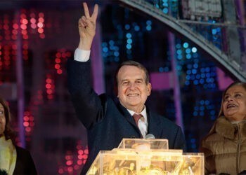 Caballero tacha a la Navidad de Vigo como "el mayor evento turístico de la historia de Galicia"