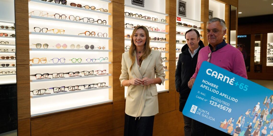 Más de 900 tiendas ya ofrecen descuentos y promociones en Galicia con el carné +65