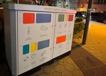 El nuevo contenedor de colores de Vigo llega ya a estos barrios y parroquias de la ciudad