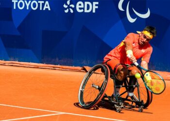 El tenista vigués Martín de la Puente roza la gloria en el Abierto de Australia