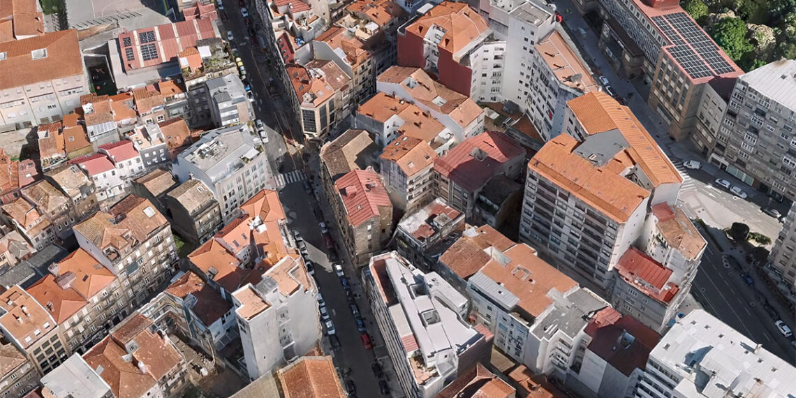 Vigo perderá un edificio con casi un siglo de historia 'escondido' en el centro tras años de abandono