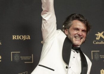 El ganador de un Goya visita Redondela con un tronchante show