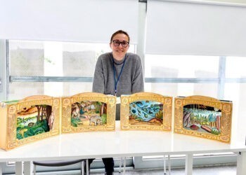 "Teatriños" de papel hechos en Vigo para explicar la historia evolutiva de la vida