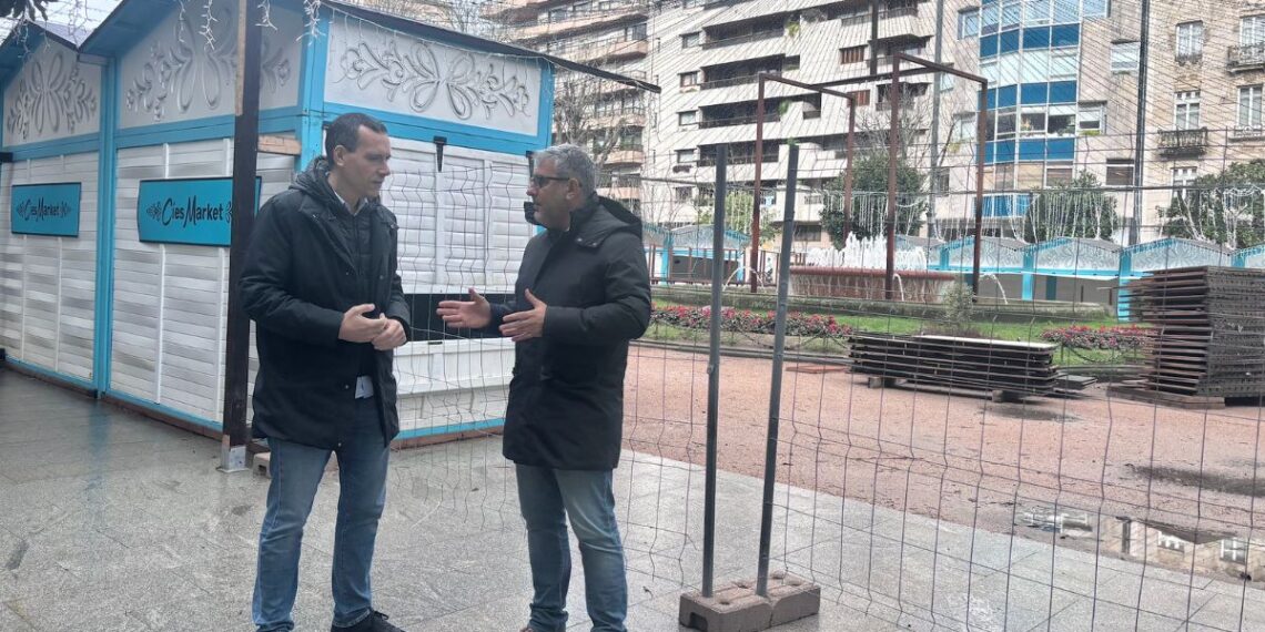 Acusan a la empresa del Cíes Market de incumplir el contrato y seguir "invadiendo" la Alameda de Vigo