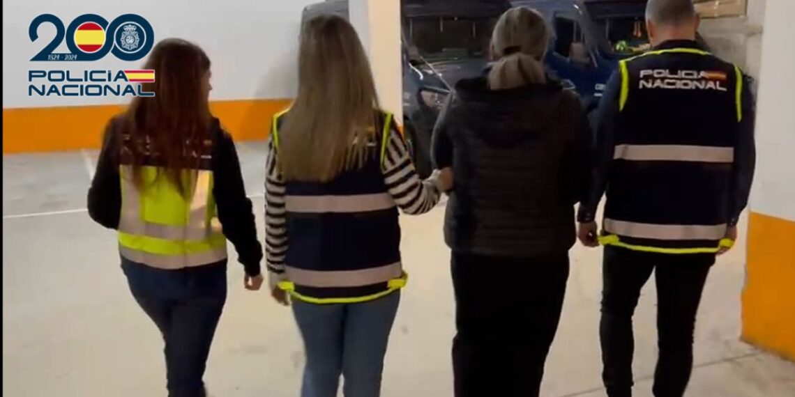 La Policía Nacional de Vigo detiene a una mujer por llevarse joyas de las casas en las que trabajaba