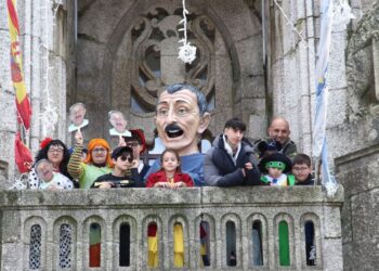 O Porriño da el pistoletazo de salida a un Entroido con verbena, grandes desfiles y animación