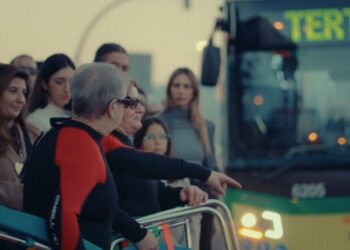 Un particular plató de rodaje móvil en Vigo llega al prime time y a un importante videoclip