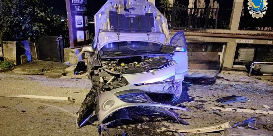 Brutal accidente en las Rías Baixas, un conductor ebrio impacta contras dos coches en Sanxenxo