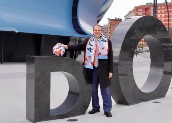 Caballero denuncia que Louzán no actualice el listado de once ciudades sede del Mundial 2030