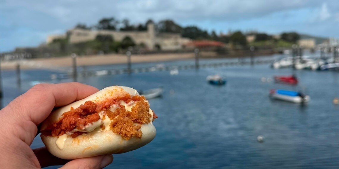 El choripán que quiere revolucionar la Arribada, solo lo podrás tomar en Baiona y tiene esta receta única