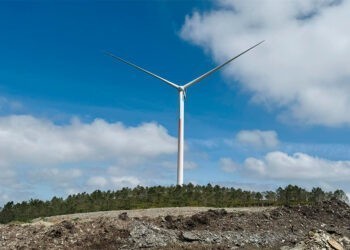 Un descuento del 80% en la factura de la luz en Galicia para 500 familias por vivir cerca de un parque eólico