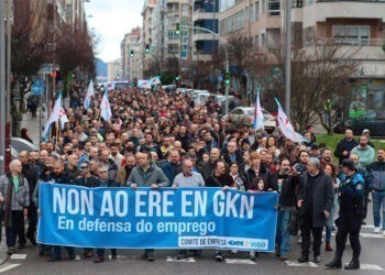 Trabajadores de GKN se manifiestan en Vigo contra el ERE "injustificado" que pretende impulsar la compañía