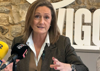 Luisa Sánchez apunta a un PP en Vigo "sin techo" electoral frente a un Caballero "desnortado"